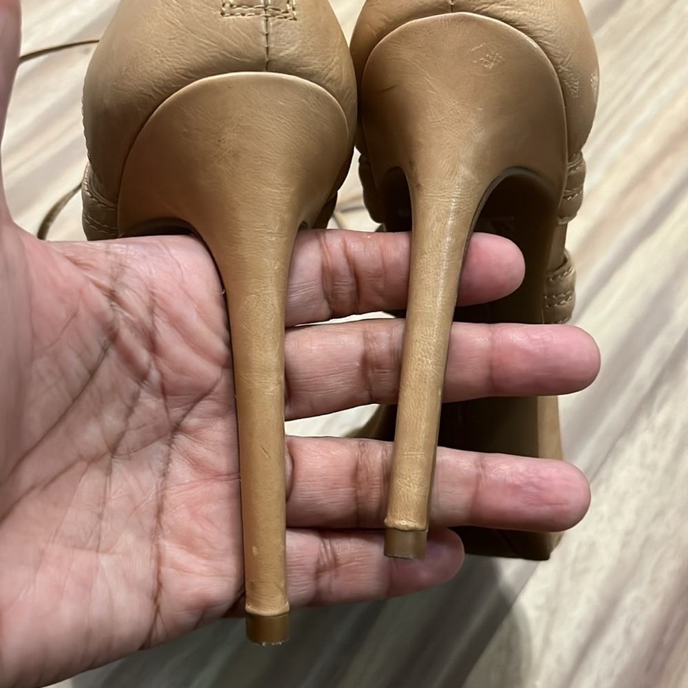 Jessica Simpson beige sandals size 8 - Picture 3 of 8